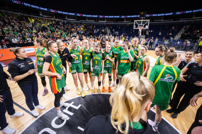 Įspūdingai grįžusios lietuvaitės Vilniuje patiesė Europos čempiones