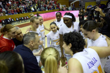 Jocytė prasibrovė į lemiamas Eurolygos kovas