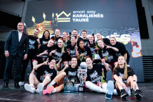 „Smart Way Karalienės taurė“ lieka sostinėje: lemiamu metu suspurdėjusi „Kibirkštis-TOKS“ pranoko turnyro šeimininkes